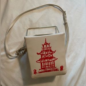Kate Spade Hello Shanghai Chinese Takeout Box Purse, in like new condition